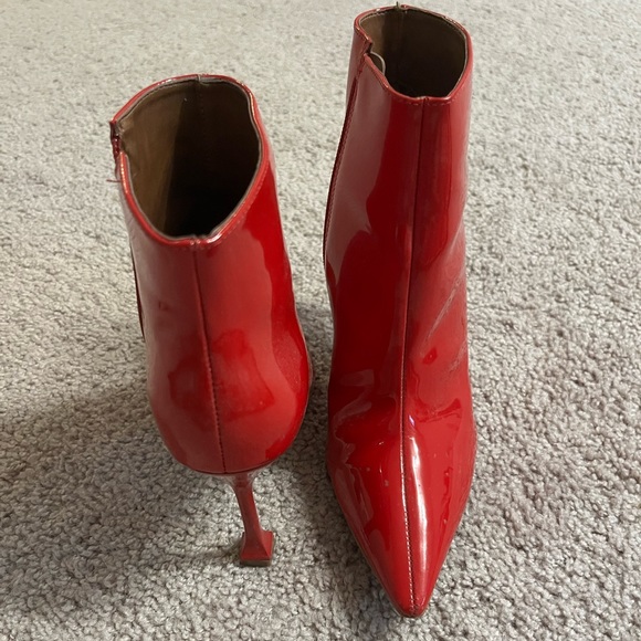 Women’s booties - Picture 2 of 4